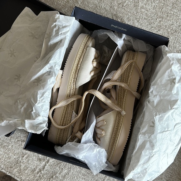 Splendid Ankle Tie Espadrille - Picture 5 of 9